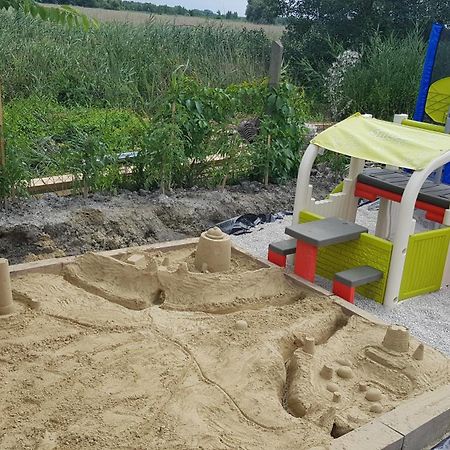 Balatonboglár Kids' Paradise House מראה חיצוני תמונה